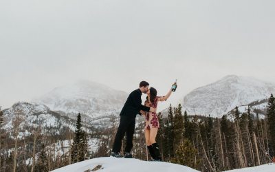 Alyssa & Jake’s Snowy Colorado Engagement Photo Session